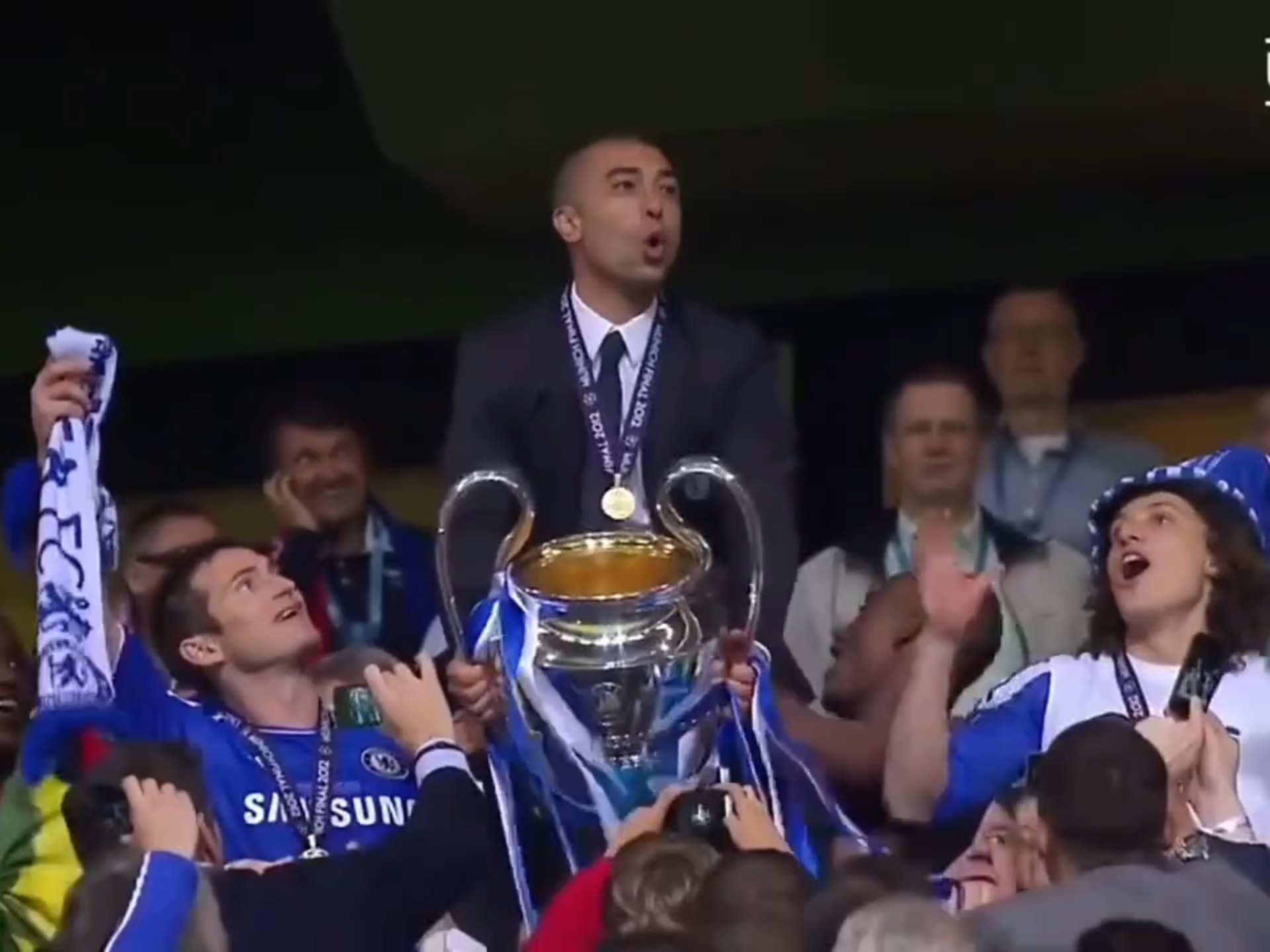 爱游戏官网-德罗巴意外战胜切尔西，刷新纪录引爆全场！-爱游戏官网